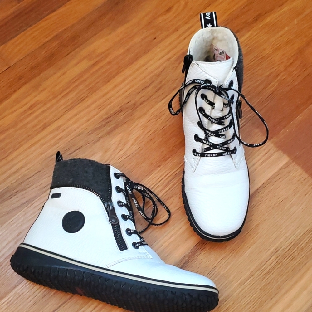 Rieker White Leather Waterproof Boots in 37